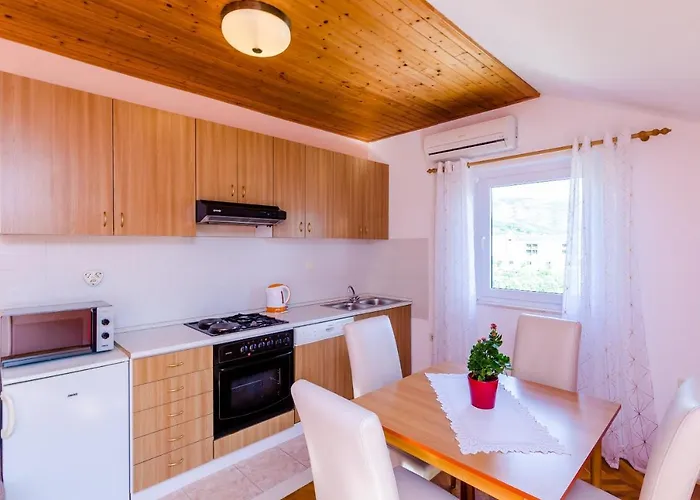 Mali Paradiso * Mlini