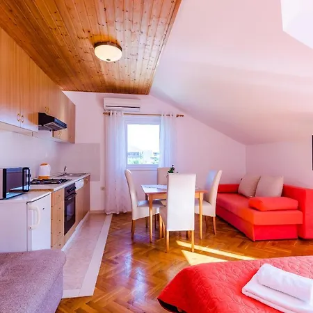 Mali Paradiso * Mlini