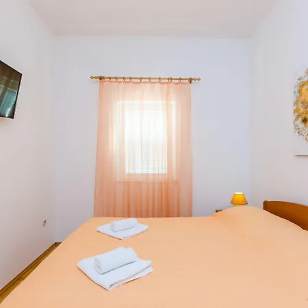 Apartman Mali Paradiso